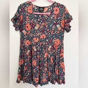Angie | Floral Boho Tiered Mini Dress / Tunic | Small | Ruffle Sleeves | EUC